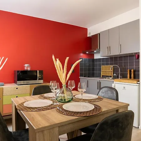 Saint-paul Cosy Studio Avec Place De Parking Privee شقة
